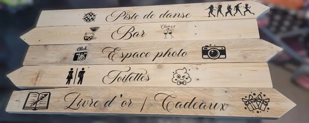 Flèche directionnelle 25€